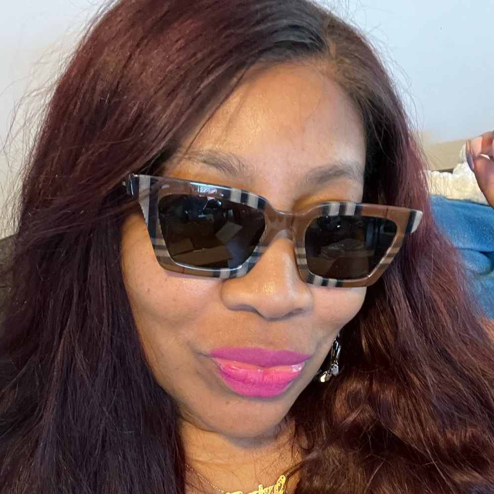 Burberry Briar Cat Eye Sunglasses